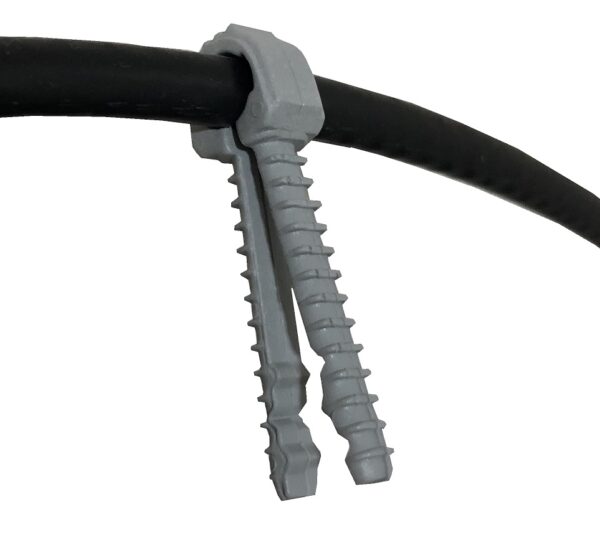 Tarugo abierto tipo grampa para cable coaxil